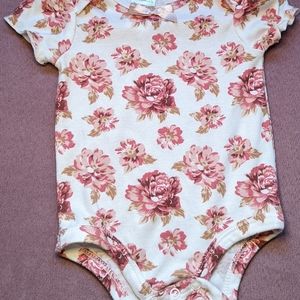 Floral onesie, 6mos